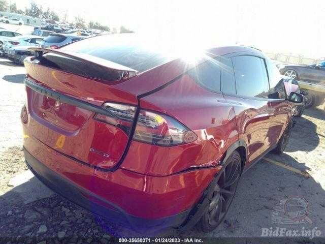 Tesla Model X кузов