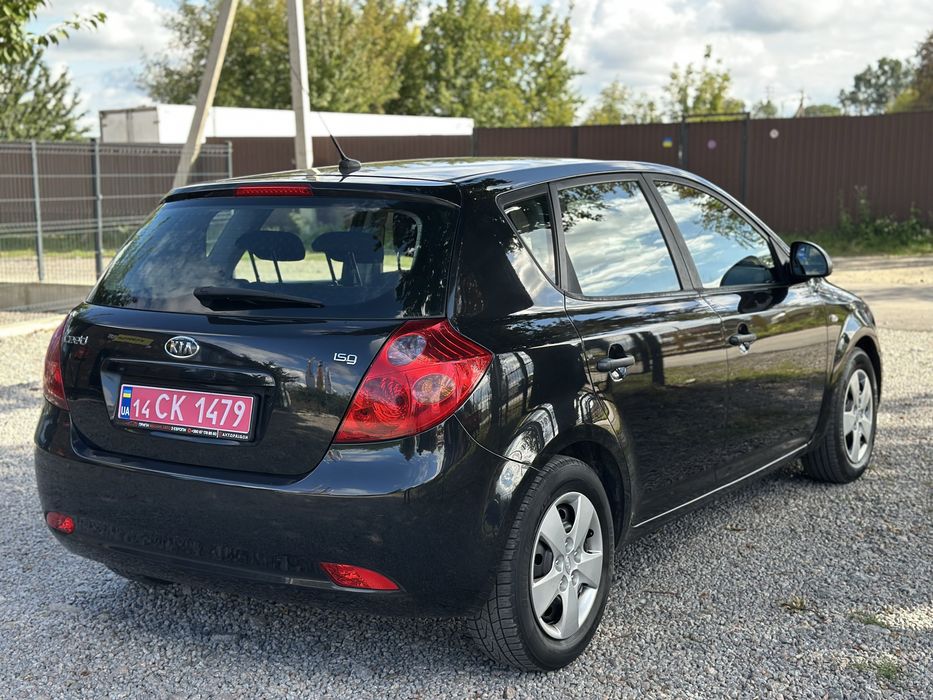 Продам Kia Ceed 2008