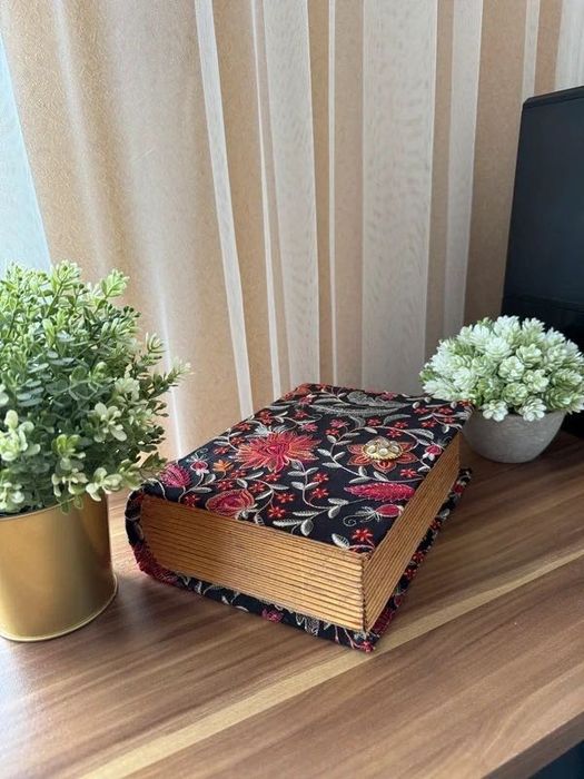 ręcznie robione pudełko/skrzynia