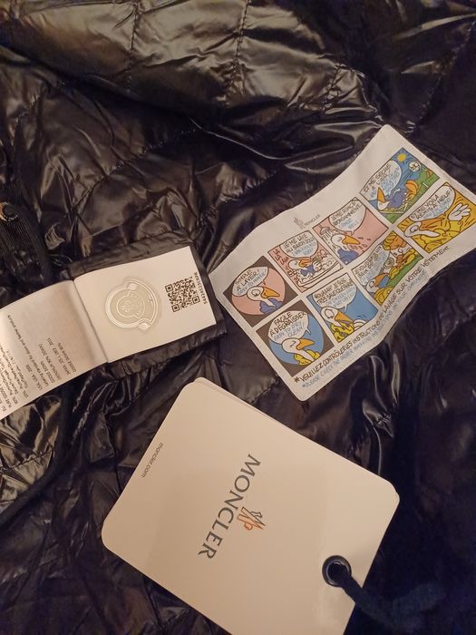 Kurtka-plaszcz Moncler rozmiar M-L .nowy