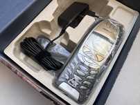 Nowy, nieuzywany telefon Nokia 6310i czarno- zloty