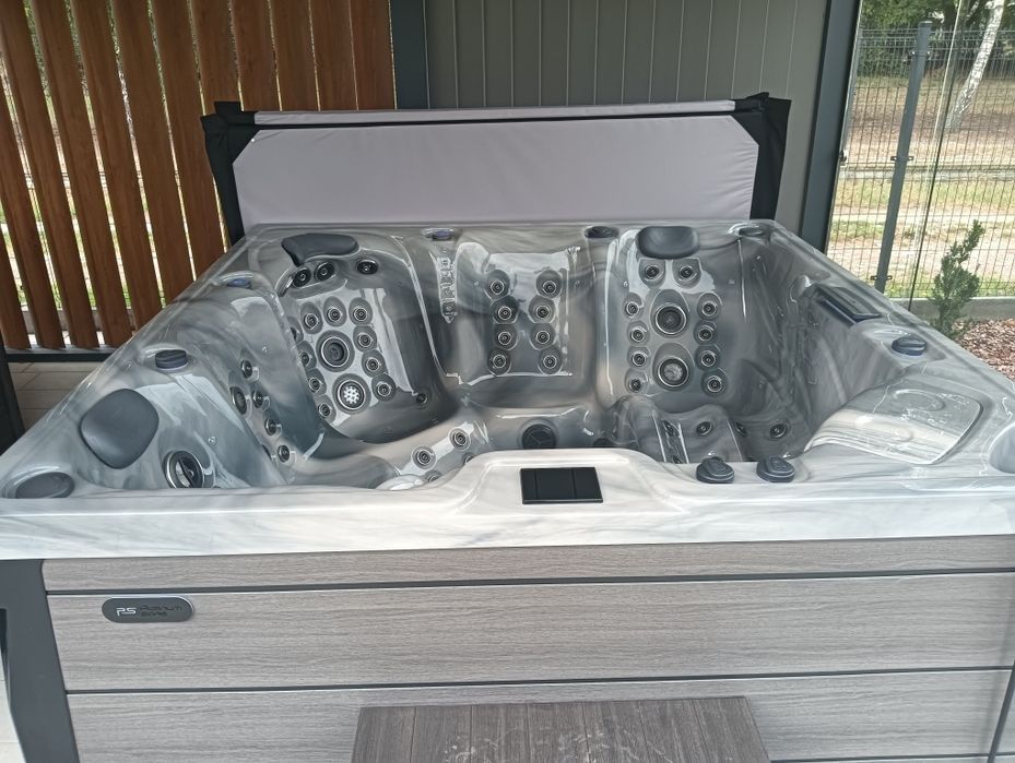 Wystawowa wanna ogrodowa  ONYX nowy model