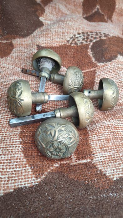 Klamki do drzwi mosiężne