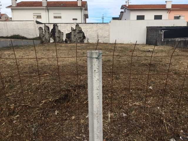 Terreno para Construção com Projeto Aprovado para Moradia