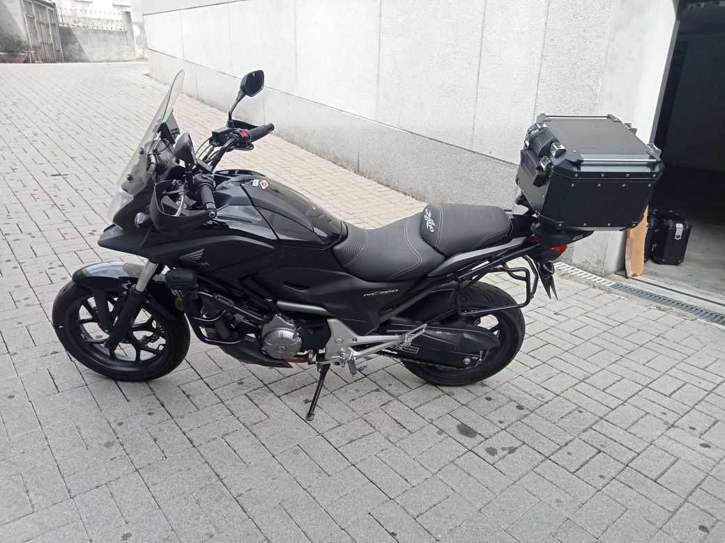 Mota Honda NC X 700