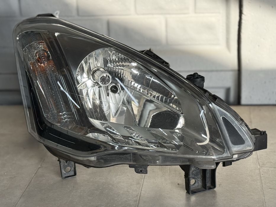 Reflektor prawy Berlingo