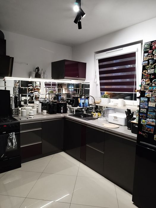 49m² nowoczesne, słoneczne mieszkanko, wysoki standard. Umeblowane.