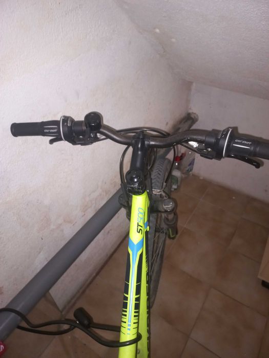 Vendo bicicleta aro 24 novinha empoeirada apenas
