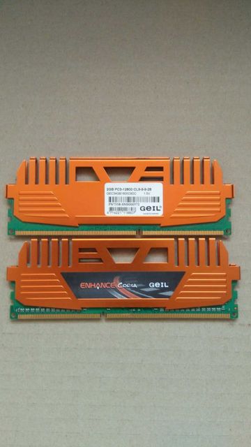 Память ОЗУ DDR3 2 х 2 GB DDR3-1600