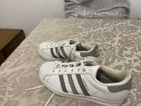 Sapatilhas da adidas