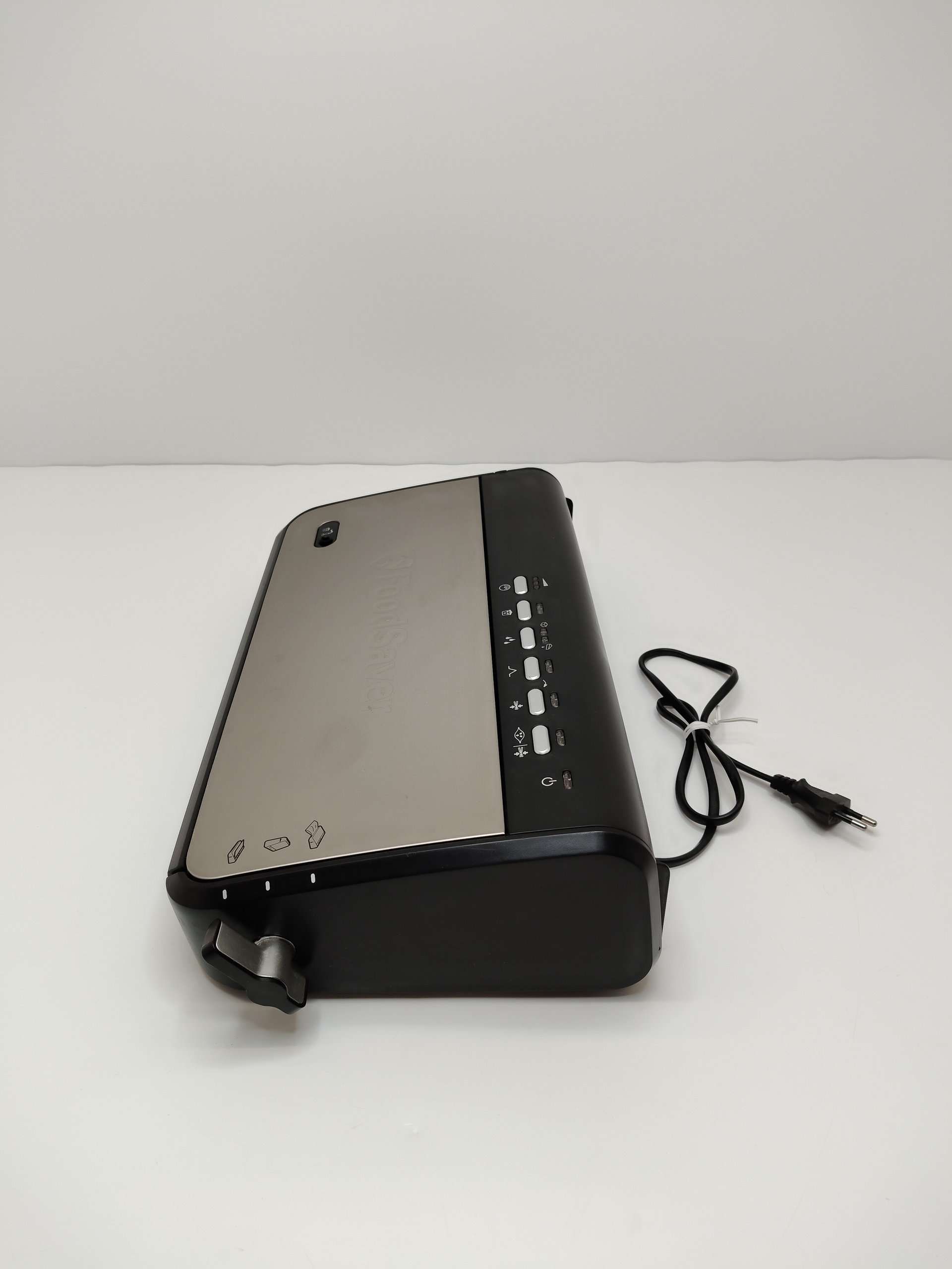 Zgrzewarka próżniowa FoodSaver FFS005X-01