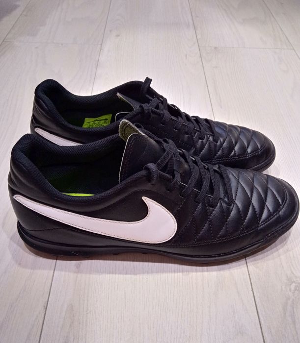 Сороконожки, шиповки Nike Majestry TF, размер 44,5 (28,5 см стелька)