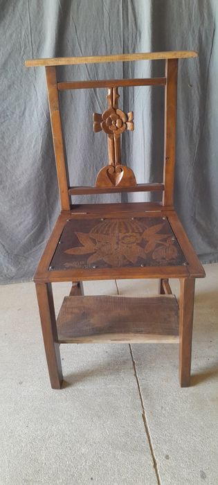 Genuflexorio / cadeira rezar ou  igreja