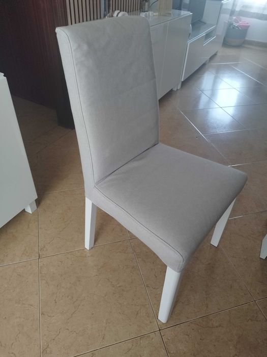 Conjunto de 4 cadeiras ikea