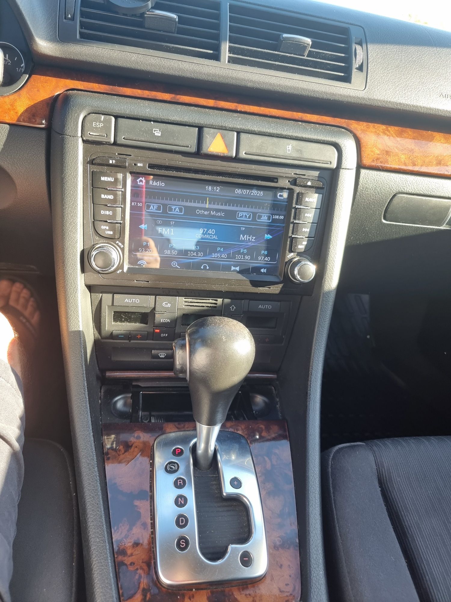 Audi  A4    2.0d