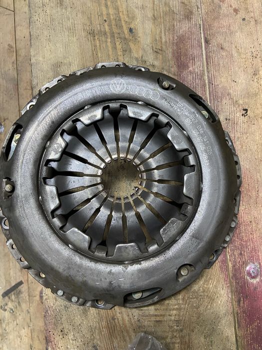 Корзина щеплення , вилка , вижимний на шкоду октавію а5