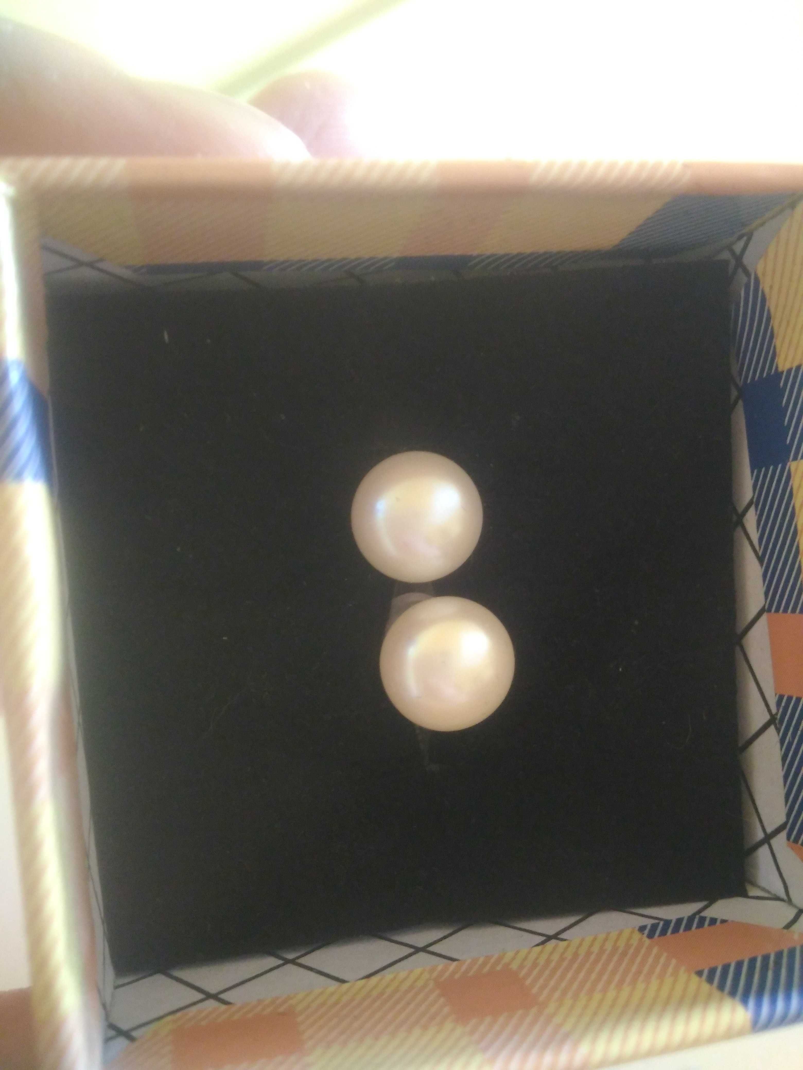 Kolczyki złote, próba 750 z perłą naturalną - Nowe
