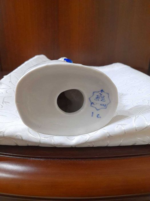 статуэтка - Юный лыжник