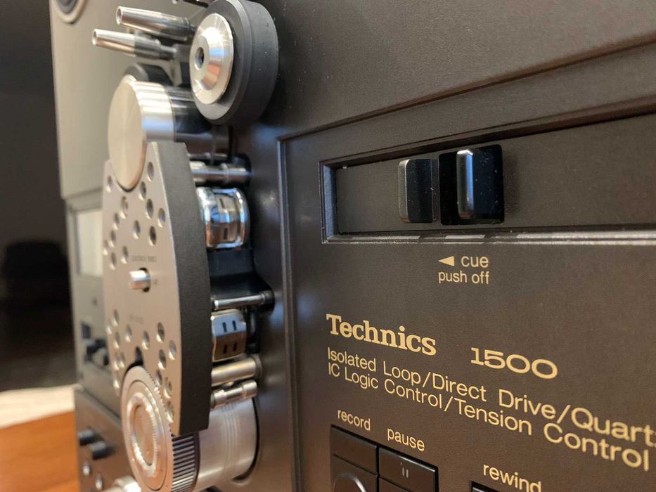 Бобіннік TECHNICS RS-1506 (4дор/2дор) 4 головки (уважно читайте опис).