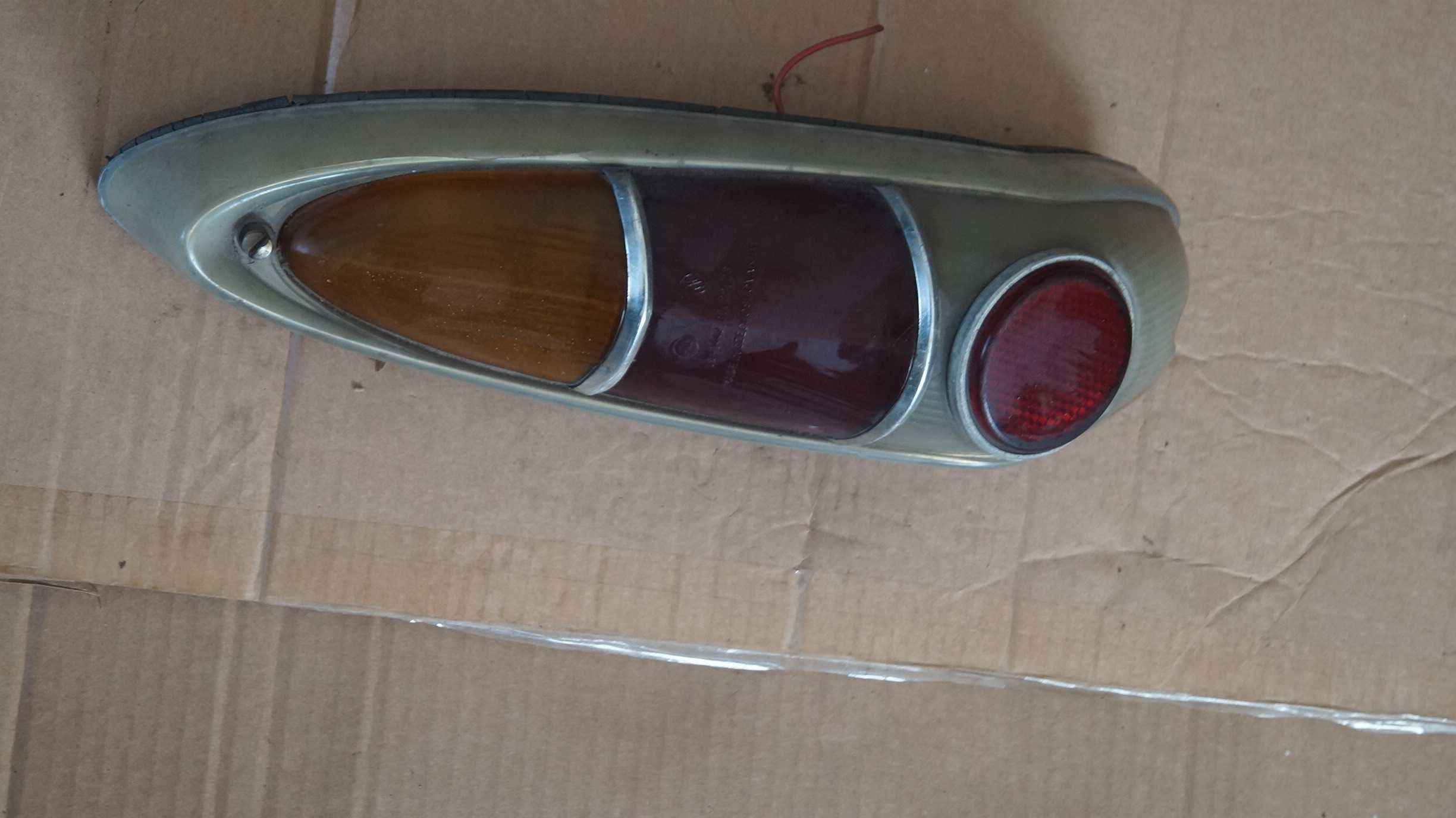 Skoda 1000MB 1100MB  MBX  Sanitka 120 lampa tył oryginał super