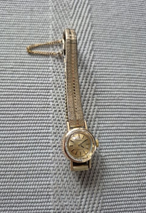 Śliczny stary zegarek mechaniczny Tissot  Saphir