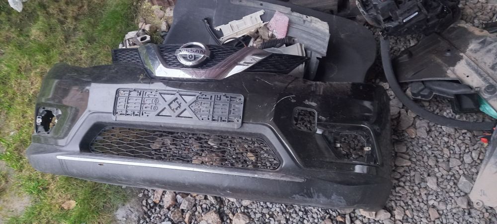 Нісан рог після обстрілу на ходу , максимальний