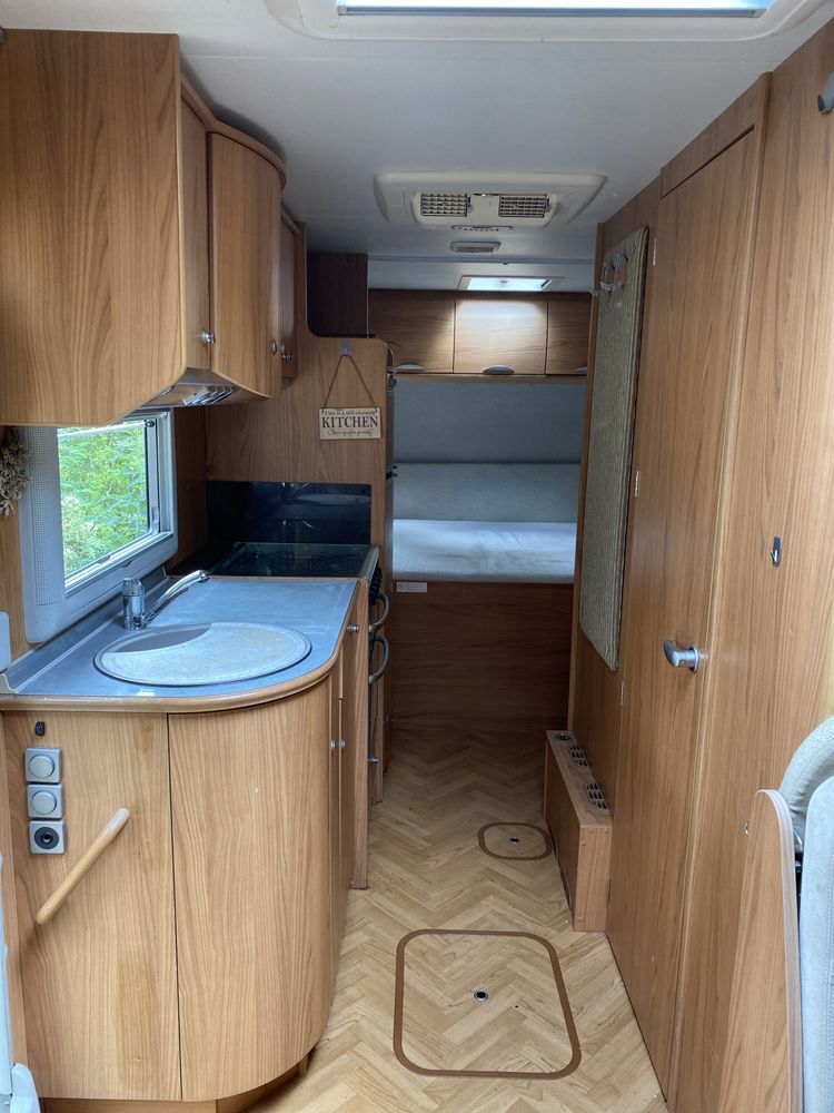 Autocaravana integral top Burstner elegance