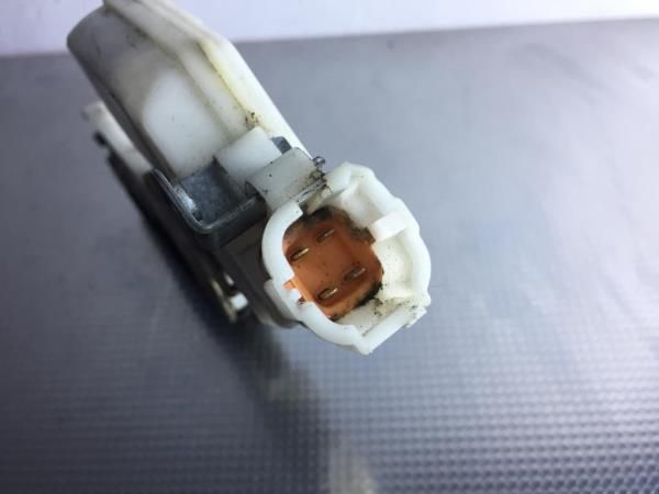 Fechadura / fecho porta frente esquerdo NISSAN Almera I Hatchback (N15