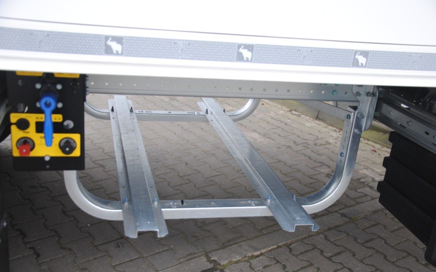 Schmitz Cargobull SKO 24/L 13.4 FP COOL V7, Carrier Vector, 2025  SKO 24/L 13.4 FP COOL V7, Agregat Carrier Vector, LED, 2025, FV23