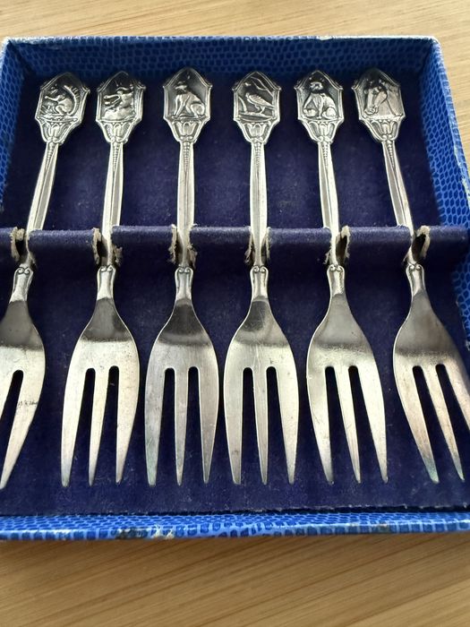 Вінтажний набір виделок(посрібнення)