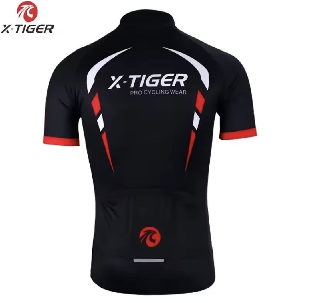 Koszulka Rowerowa Szybkoschnąca Męska X-TIGER L

Kolor: czarny z zielo