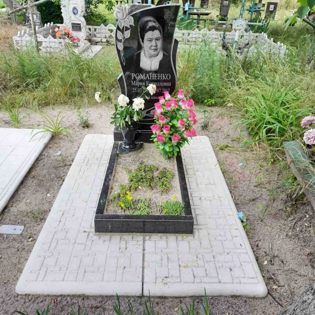 Гранітні пам’ятники
