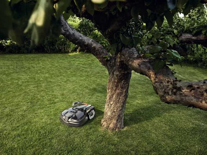 Robot koszący HUSQVARNA AUTOMOWER® 305, montaż, serwis RATY