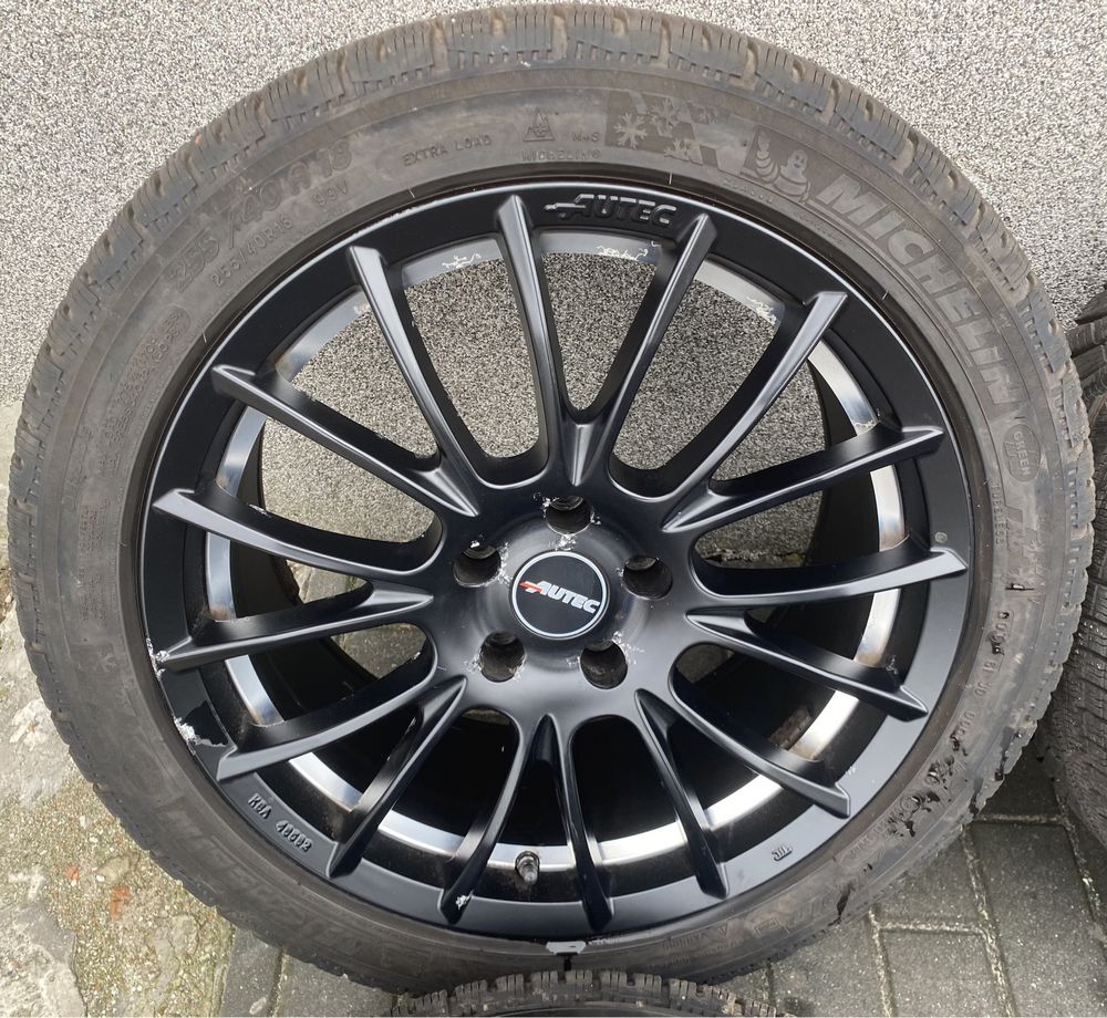 Alufelgi z oponami 255/40 R18 Mercedes CLS W218 SL W231 E-Klasa W211