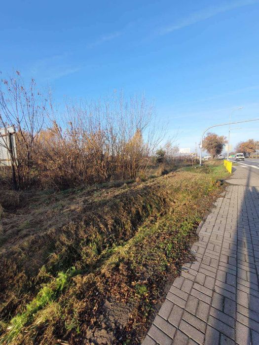 Działka budowlana w Ujrzanowie