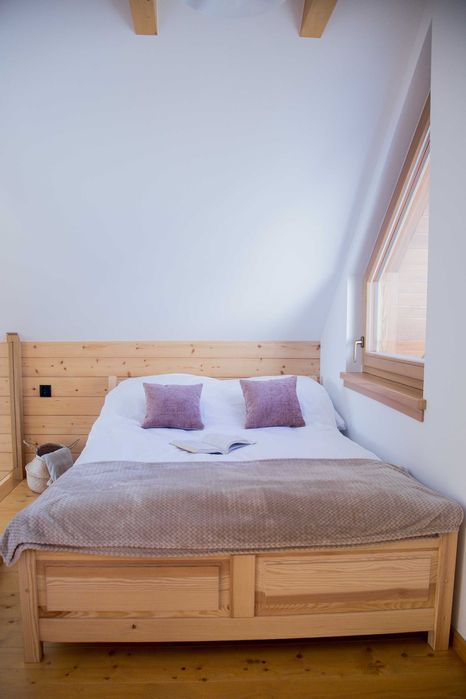Noclegi nad Jeziorem Rożnowskim – pokoje z widokiem, balia, sauna