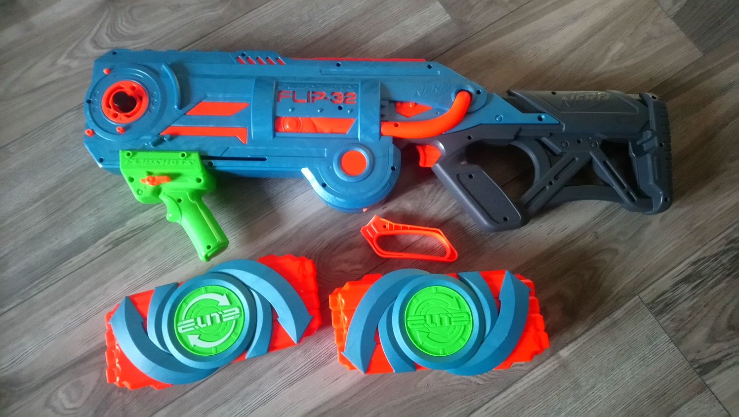 Nerf Flip 32 uszkodzony