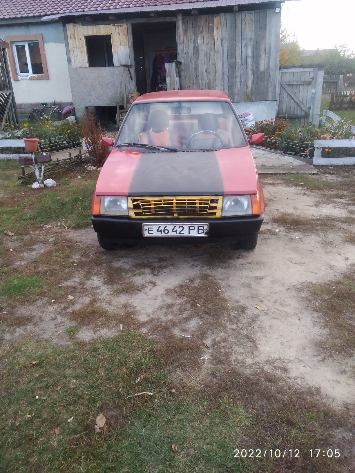 Продам Таврію на ходу.
