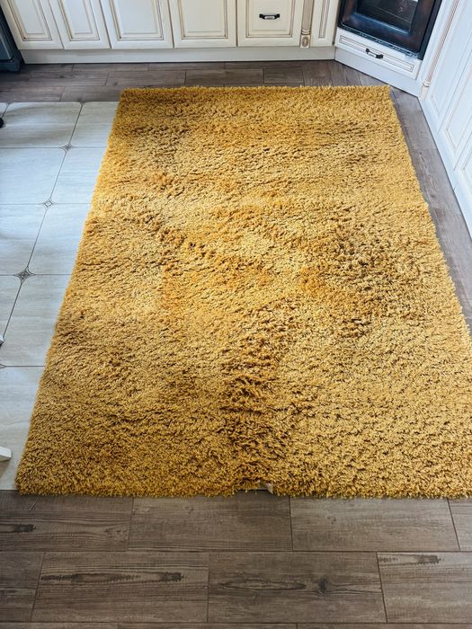 килим ворсистий, мякенький, з хімчистки, вживаний