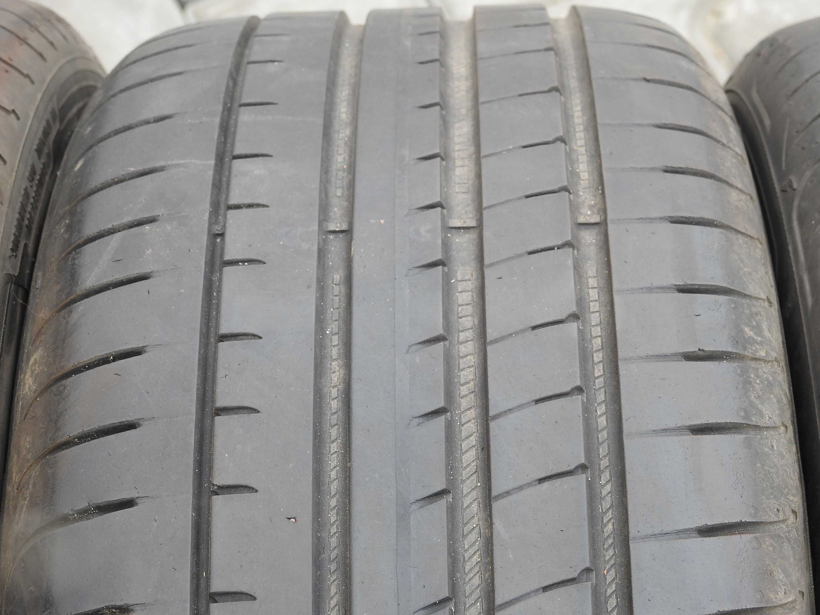 4x Goodyear Eagle F1 Asymmetric 3* 225/45r17 94Y 5,5 2x5mm 20rok