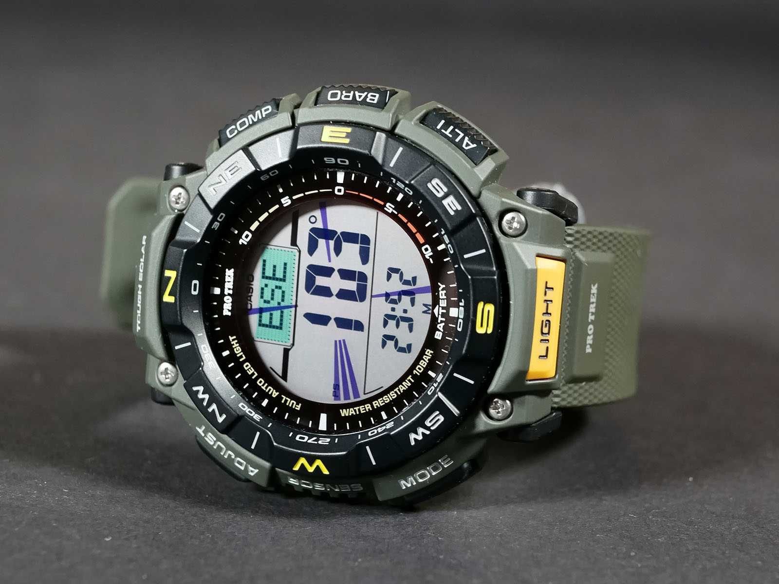 Новинка. С компасом Casio PRG-340-3CR ProTrek Green