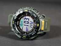 Новинка. С компасом Casio PRG-340-3CR ProTrek Green