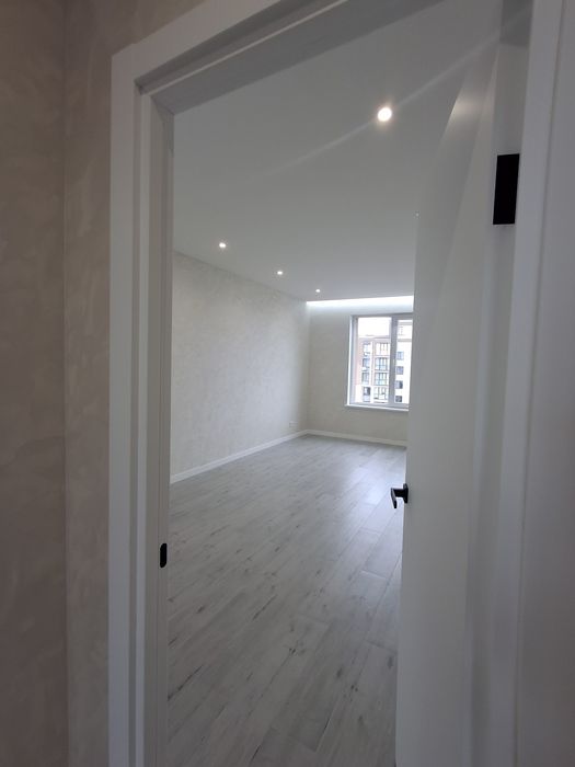 2 кімнатна  двостороння квартира в новобудові