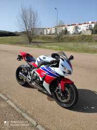 Honda CBR1000RR-Fireblade Tricolor