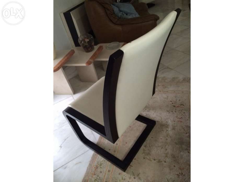 Cadeiras design Wengue e pele