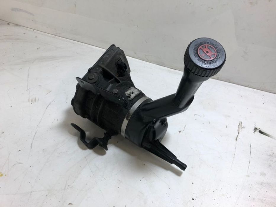 CITROEN BERLINGO III C4 PICASSO PEUGEOT PARTNER 308 POMPA WSPOMAGANIA