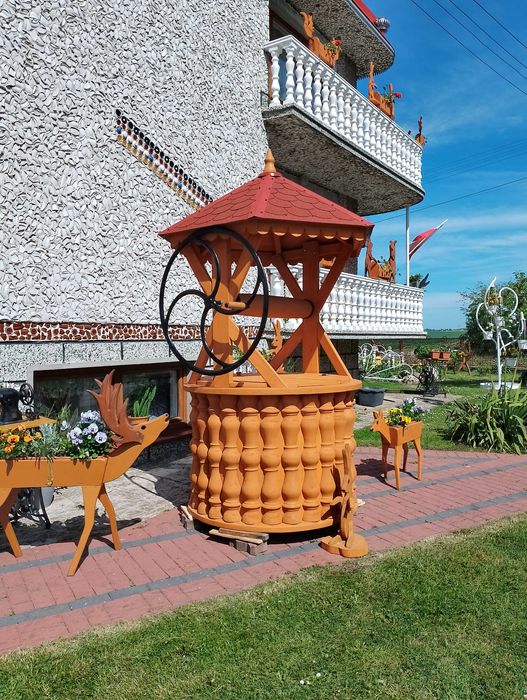 Studnia ozdobna ogrodowa