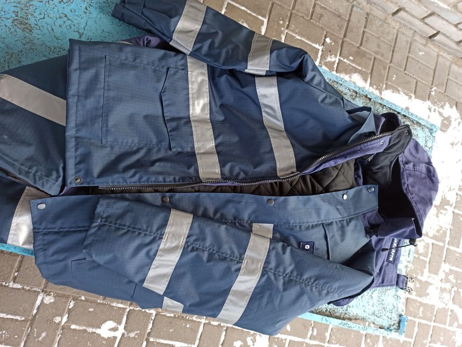 Комбінезон зімній .