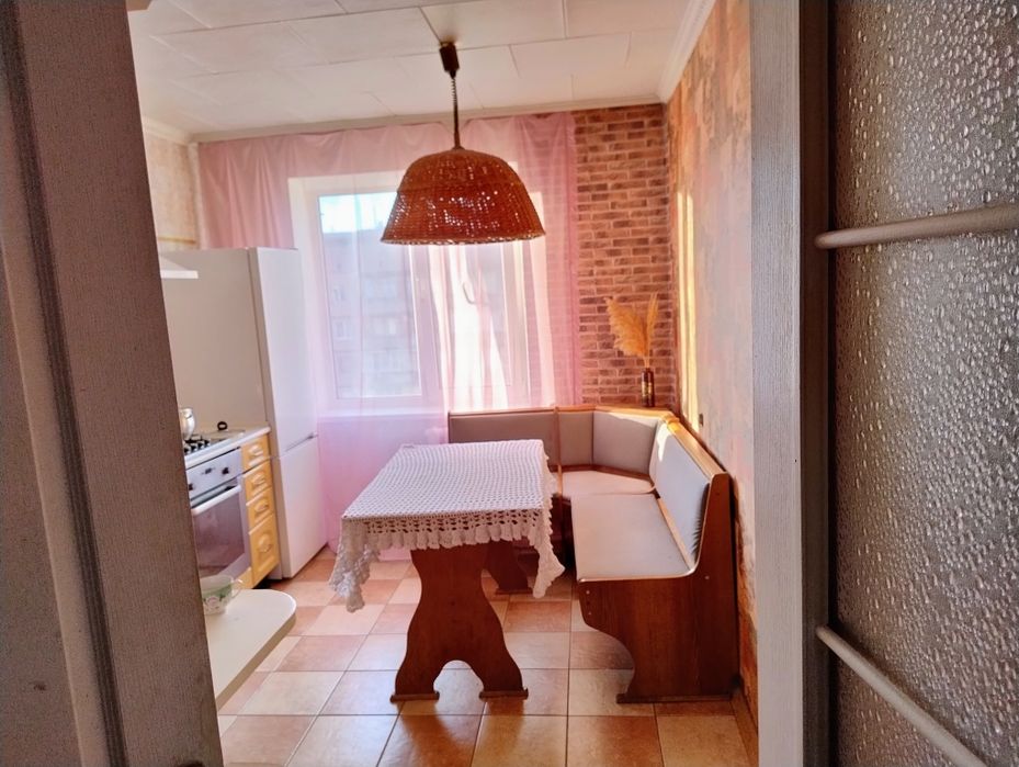 Сдам 3-комнатную квартиру на Победе 4