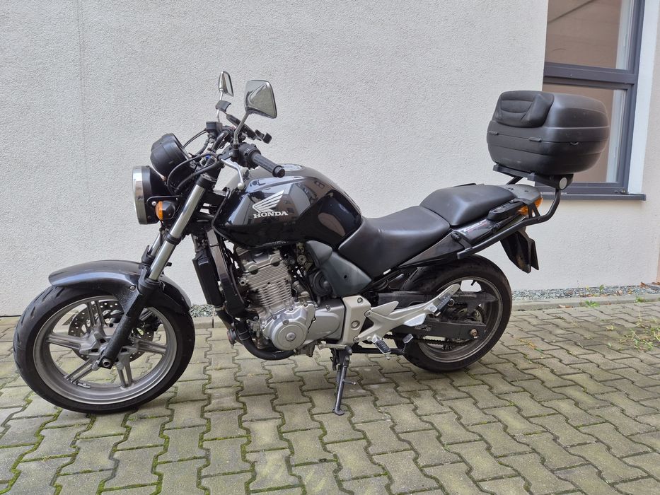 Honda CBF 500 Super stan. kategoria A2.